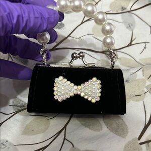 Black and White Key Holder with Elegant Bow